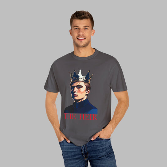 Comfort Colors Tee, The Expert Graphic Tee – Unisex Statement Shirt, Bold Conservative-Inspired Design, Patriotic Gift, Casual Everyday Apparel
