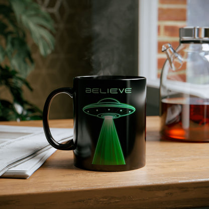 Alien Mug,UFO lovers,UFO Alien X-Files- 'We Are Not Alone' - Perfect Gift for Sci-Fi Fans, Cool Collectible, Extraterrestrial Coffee